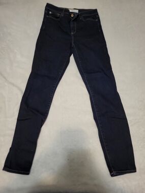 GAP Women’s Dark Navy Skinny Jeans